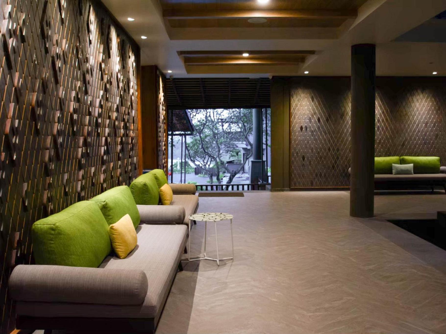 Andaman Cannacia Resort & Spa - Sha Extra Plus Kata-stranden Eksteriør bilde The lobby of the hotel