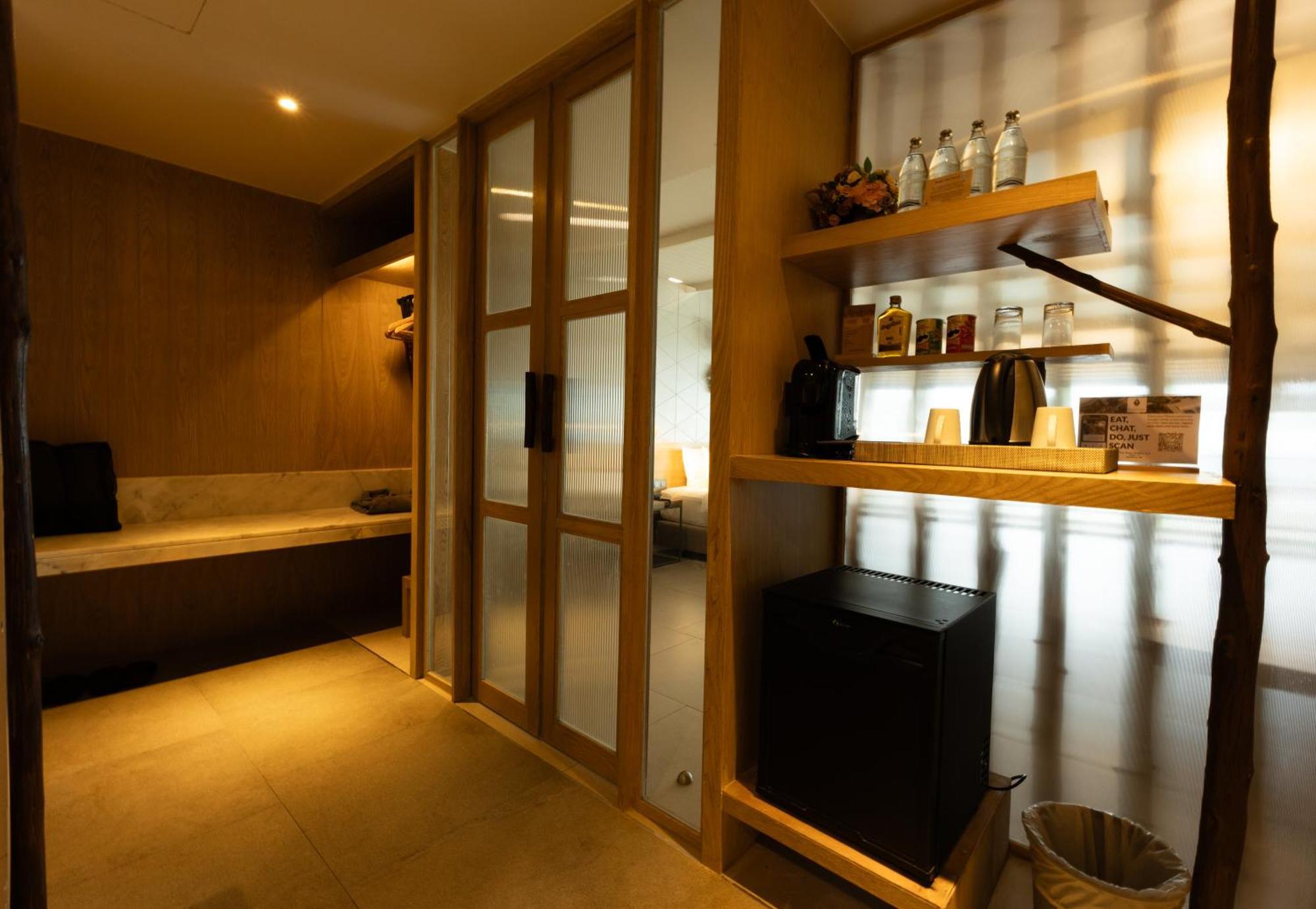 Andaman Cannacia Resort & Spa - Sha Extra Plus Kata-stranden Eksteriør bilde
