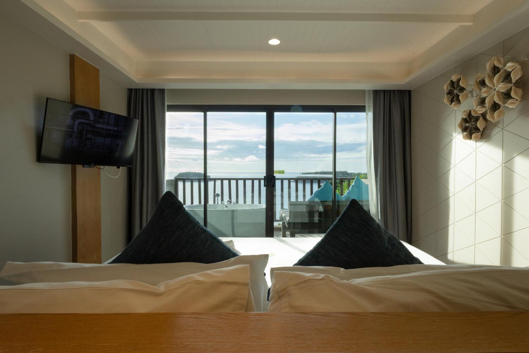 Andaman Cannacia Resort & Spa - Sha Extra Plus Kata-stranden Eksteriør bilde
